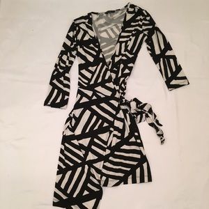 Black and white Banana Republic wrap around dress